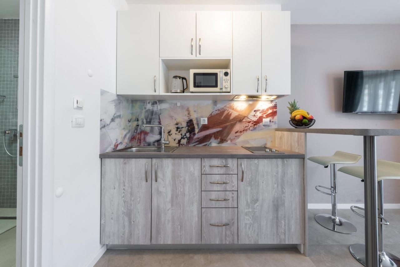 Oyo Deluxe Apartments Dubrownik Zewnętrze zdjęcie