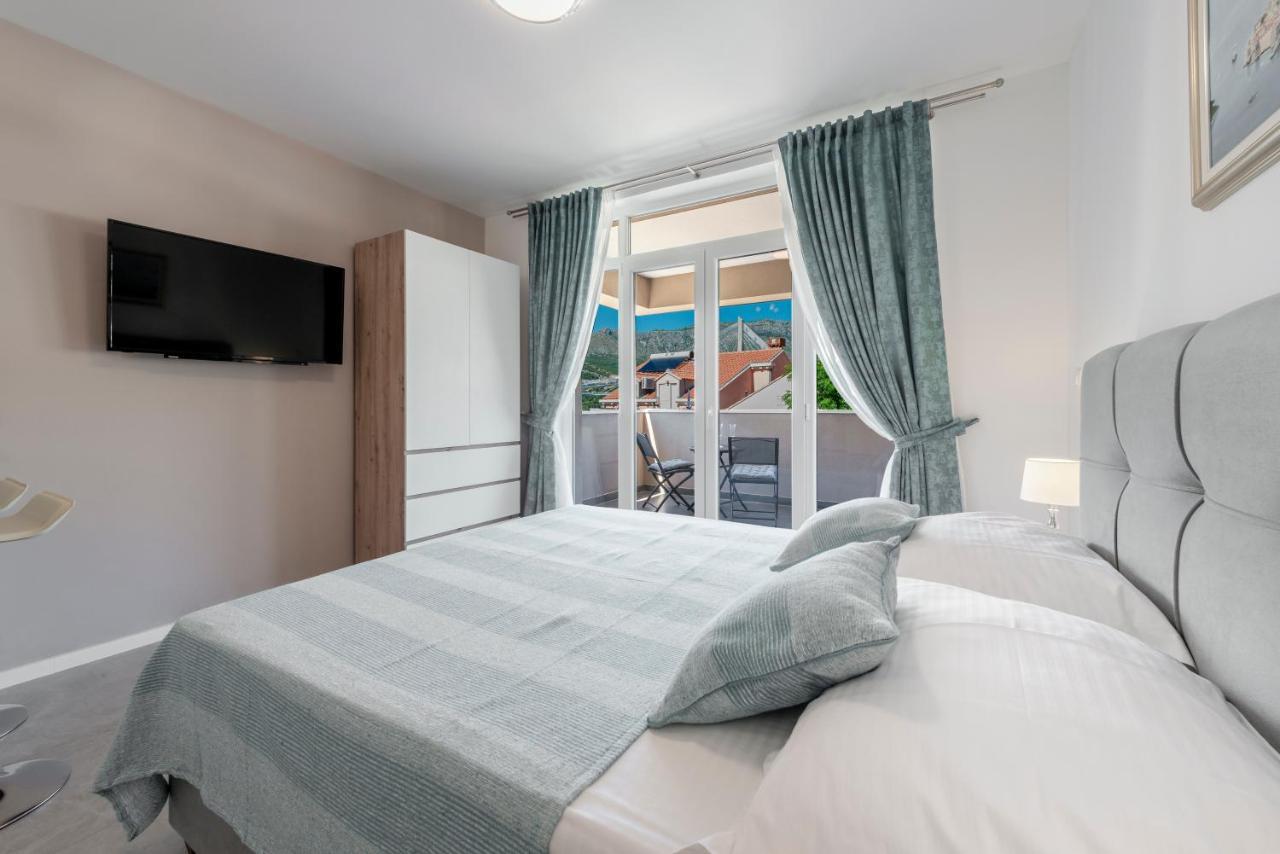 Oyo Deluxe Apartments Dubrownik Zewnętrze zdjęcie